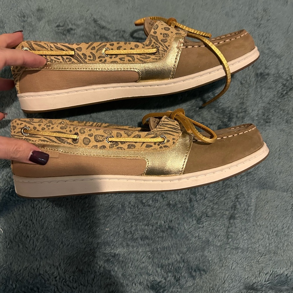 SPERRY 8 / cool cool soft / boating / walking / yatch or not !!WORN once! $?? ❤️